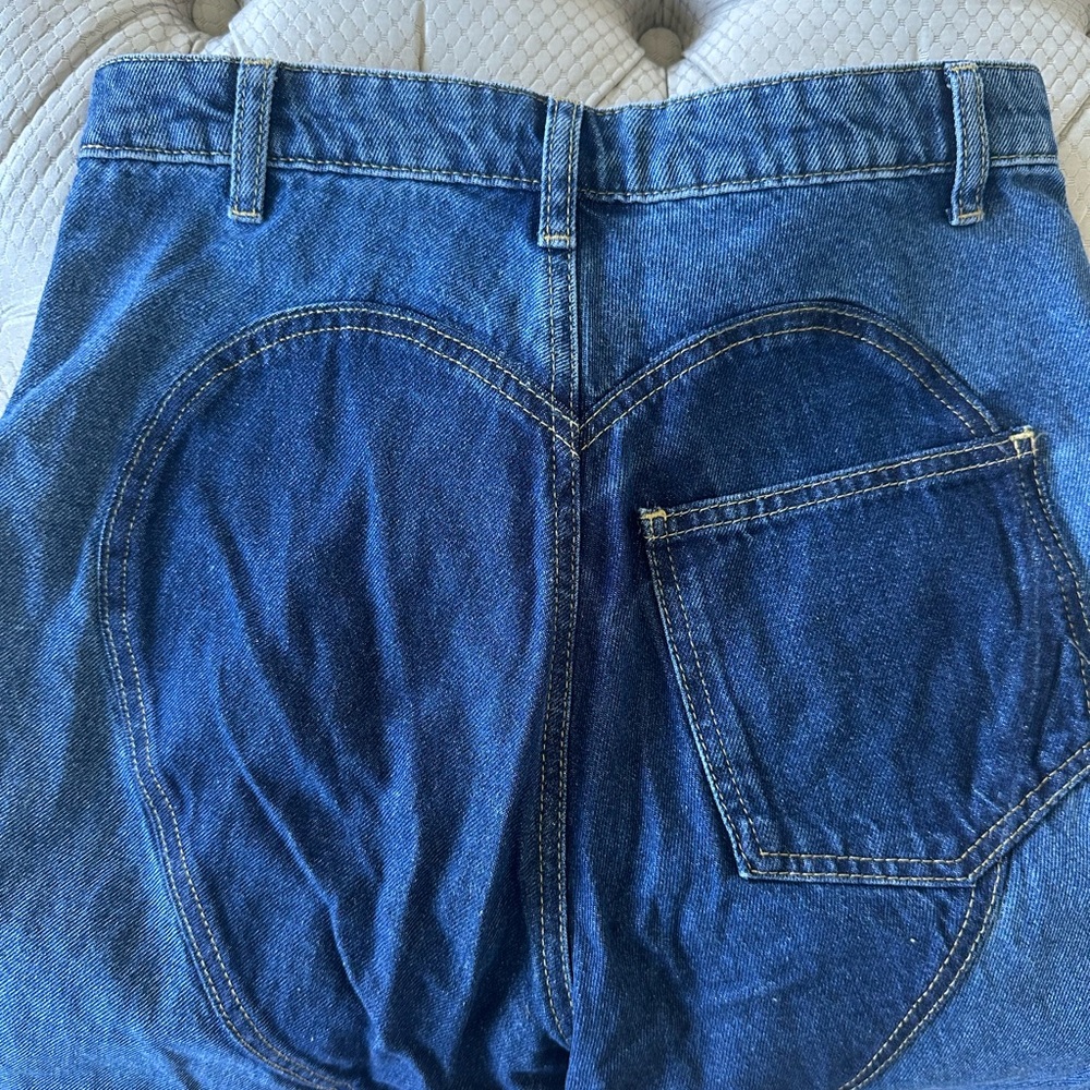AREA Rope Cutout Jeans with Gold Flower Buckle - Picture 5 of 7